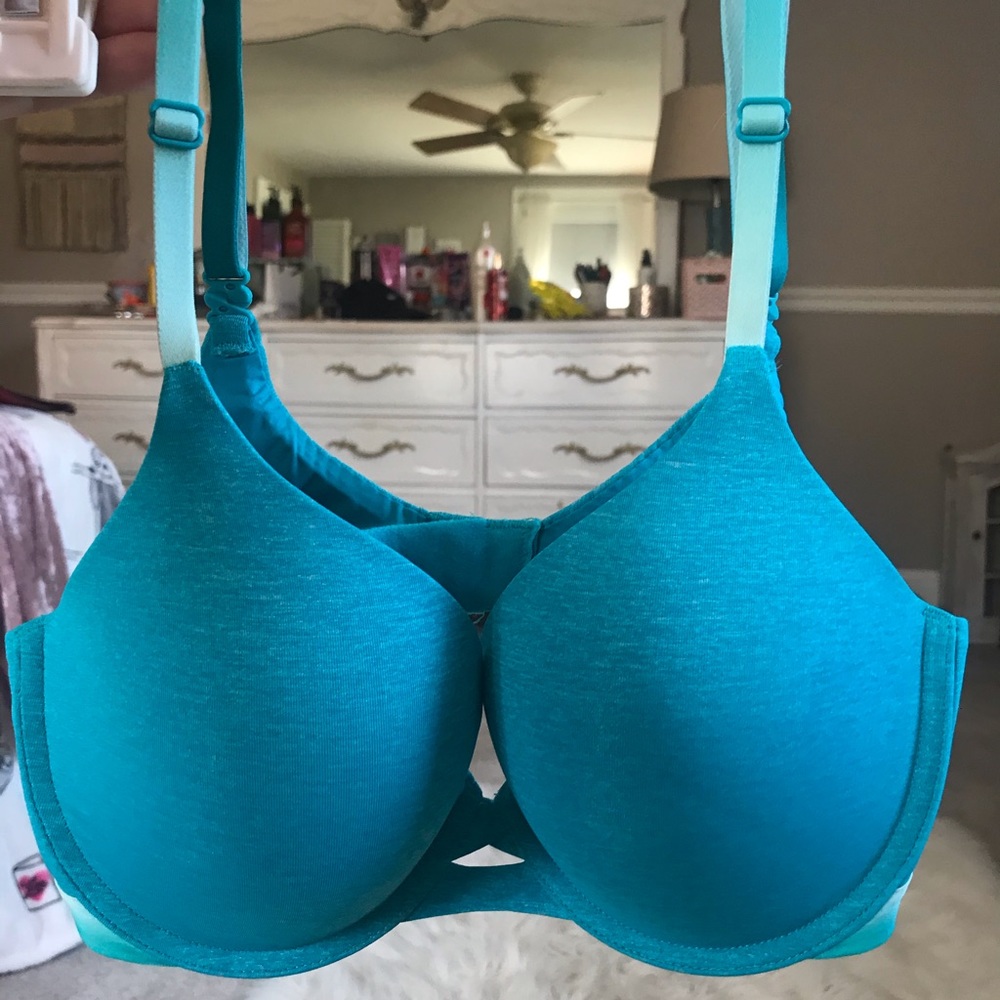 Victoria’s Secret Perfect Shape push-up Size 34C